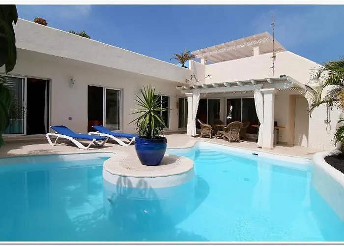 فيلة Mi Casa Su Casa *