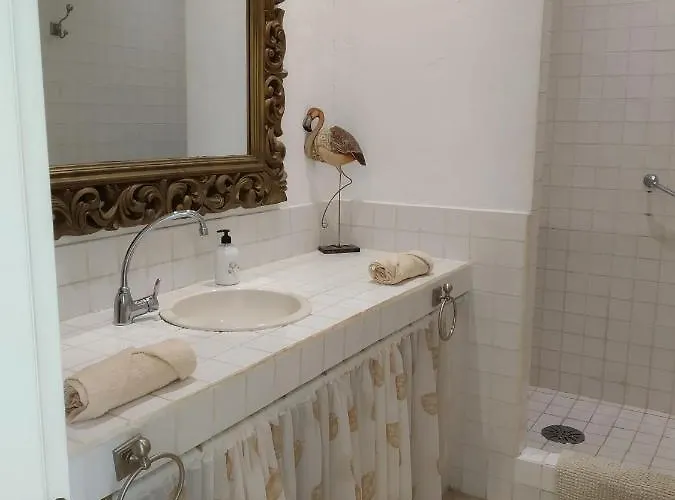 فيلة Mi Casa Su Casa لا أوليفا