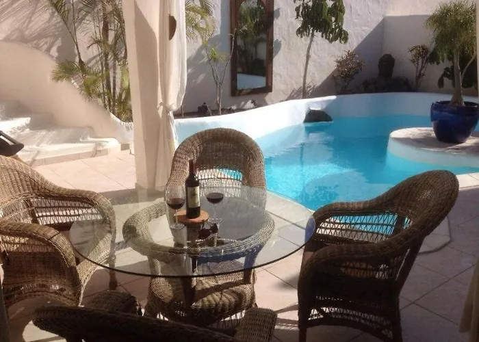Mi Casa Su Casa