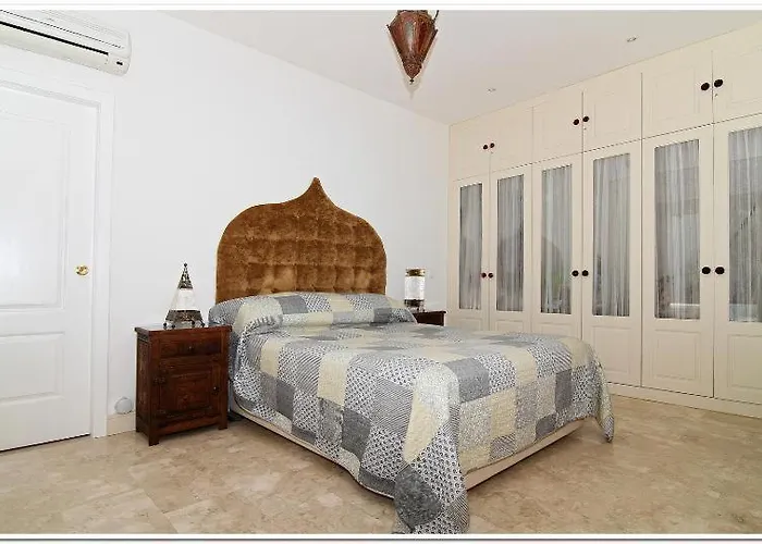 فيلة Mi Casa Su Casa